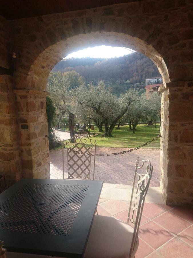 La Ginestra Hotel Castel San Lorenzo Exterior foto